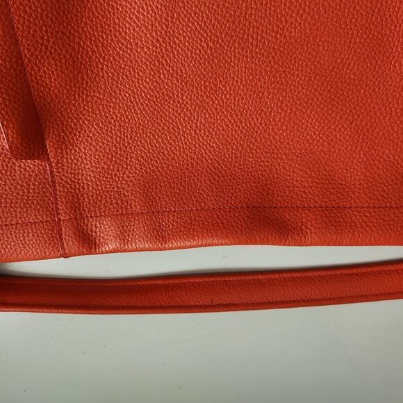 Coach Scout Hobo In Pebbled Leather - Picture 14 of 16